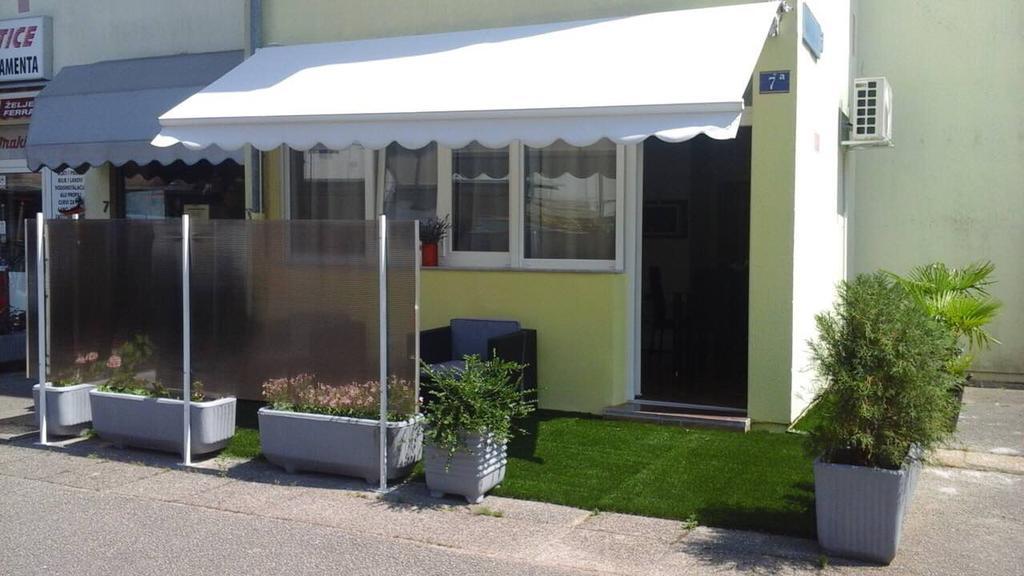 Studio Bi Lägenhet Umag Exteriör bild